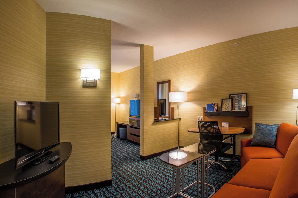 Fairfield Inn & Suites Elkhart - photo 15