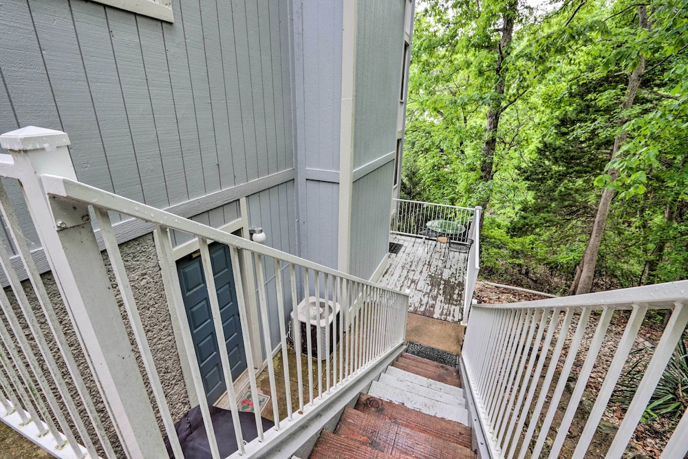 Regatta Bay Condo with Boat Slip and Resort Perks — hotel in Four Seasons