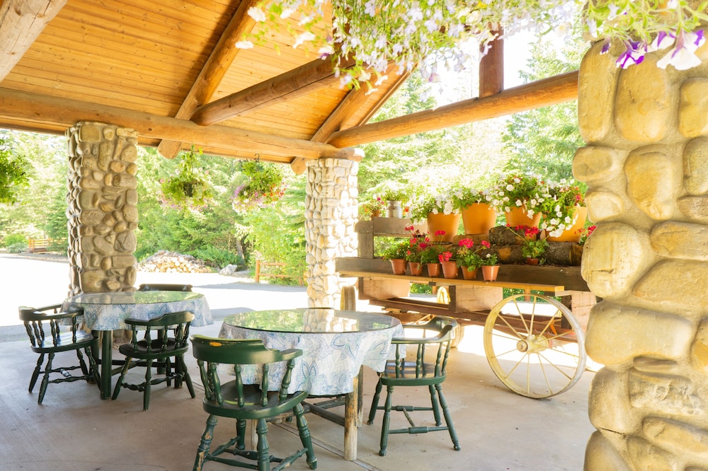 Bonners Ferry Log Inn - photo 17