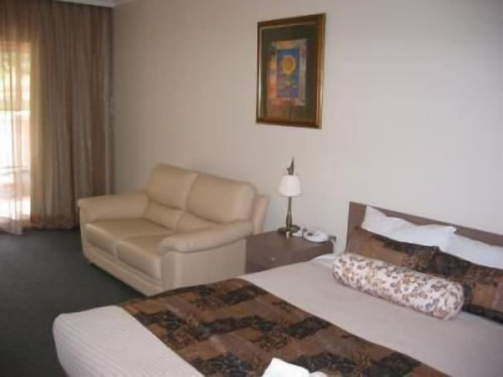 Gabriel Motor Inn — Gundagai — photo 5