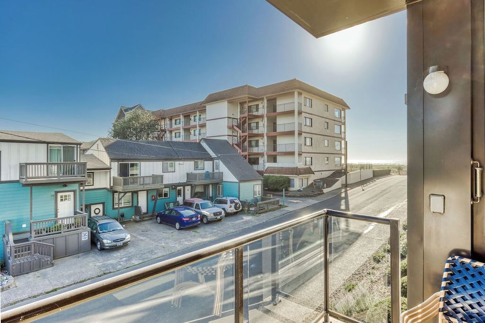 Sand & Sea Resort Condominiums - photo 799