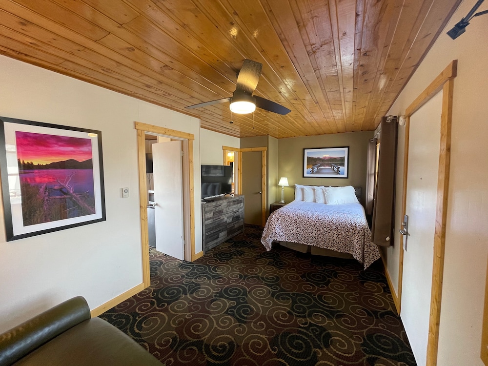 Estes Mountain Inn - photo 25