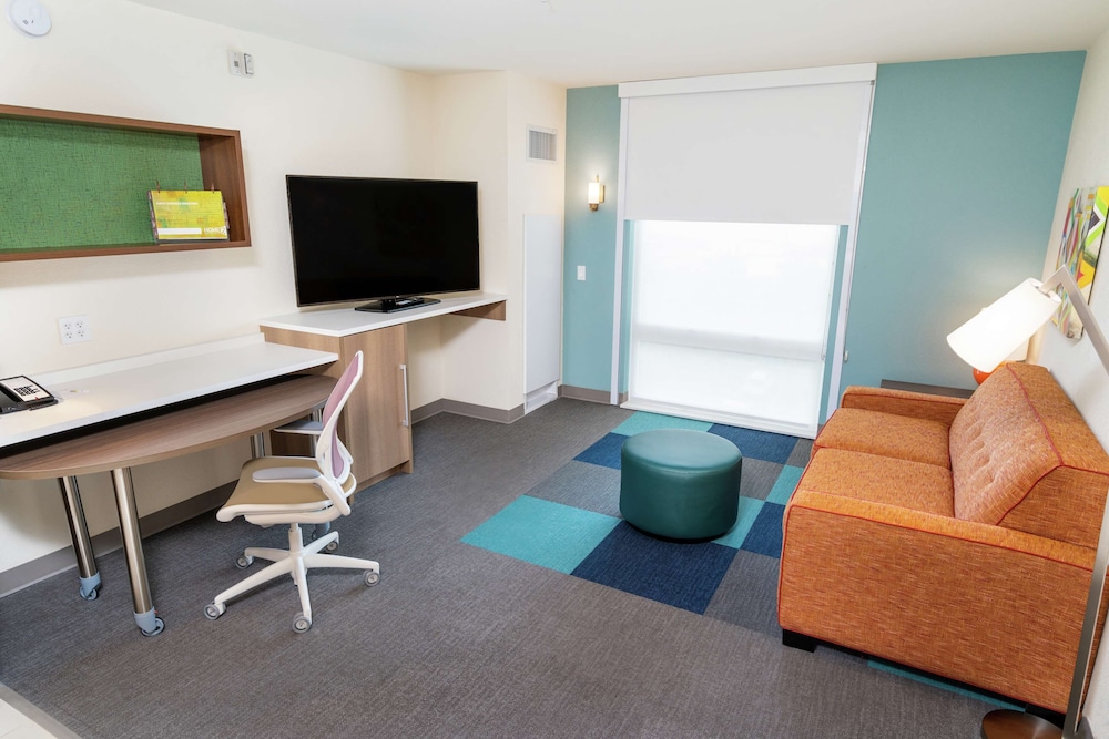 Home2 Suites by Hilton Las Vegas Stadium District - photo 10