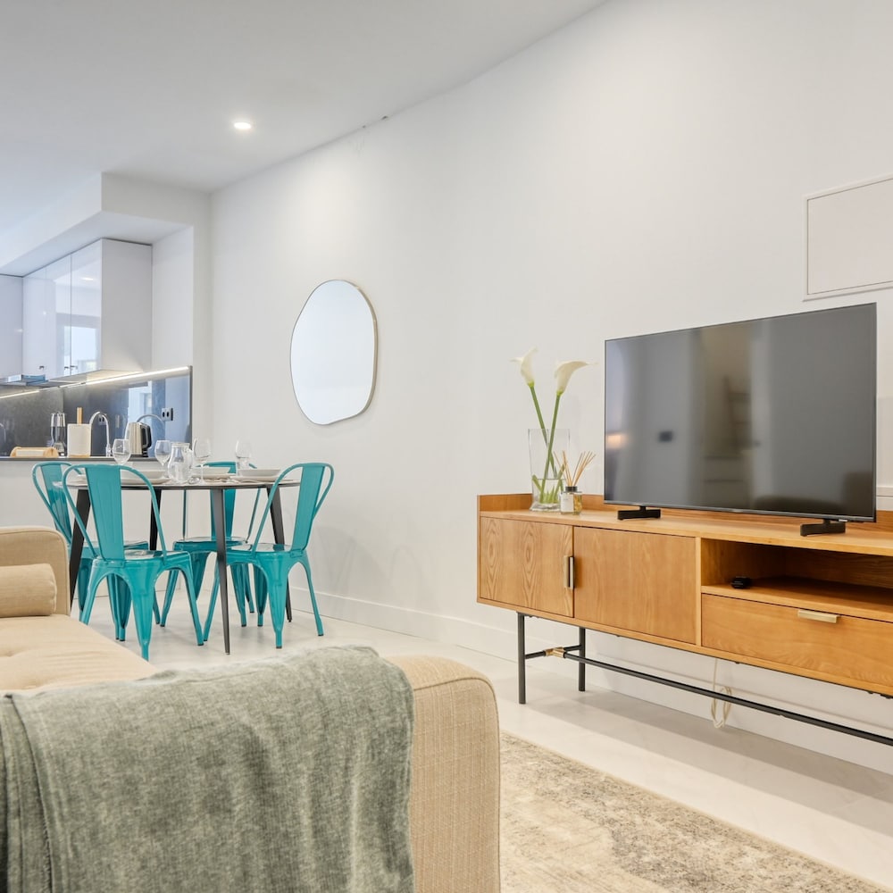 Beco Santa Emilia 2G a Home in Madeira — 4-Star Luxury Hotel in Funchal, Portugal