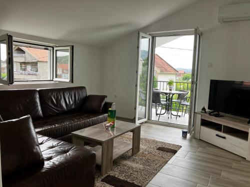 Peaceful 2BR Apt with Ultra Fast WiFi — 4-Star Luxury Hotel in Podgorica, Montenegro