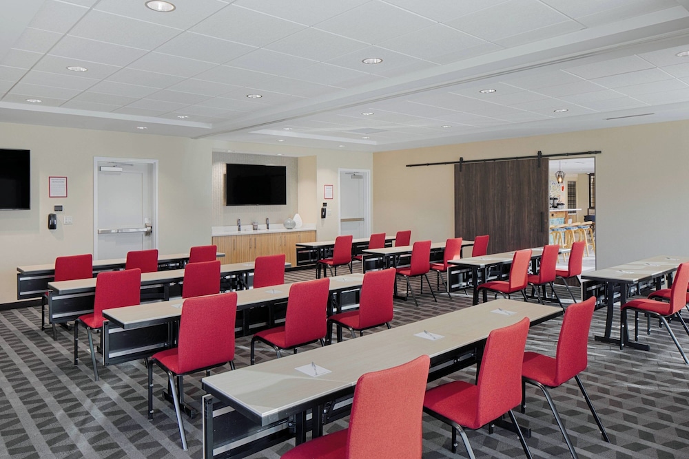 TownePlace Suites by Marriott Columbus Hilliard - photo 42