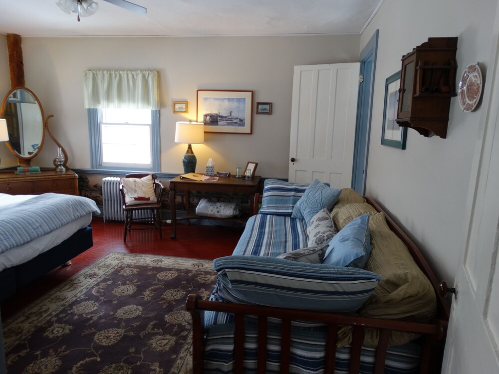 Shoreham Inn Bed & Breakfast - photo 14