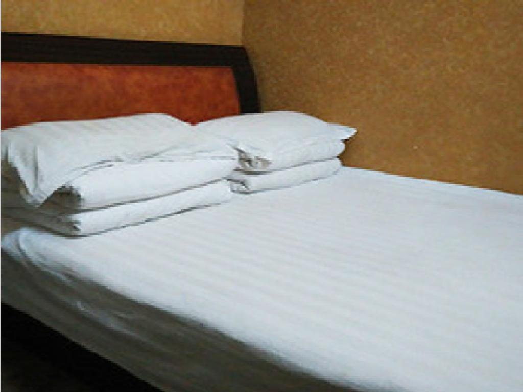 Hongfu Inn — hotel in Yichuan Chengguanzhen