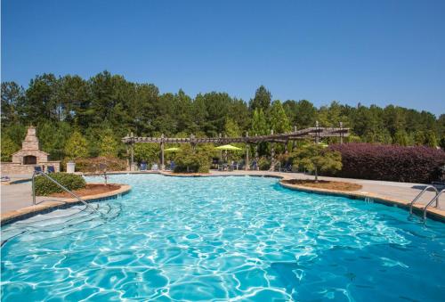 Verandas 2325 I Serene Oasis W Modern Convenience — 4-Star Luxury Hotel in Valley, United States