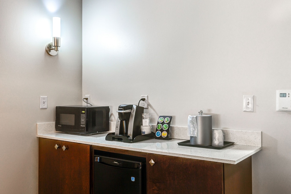 Holiday Inn Express Salinas by IHG - photo 8