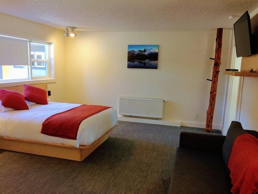 Heliotrope Hotel - photo 21