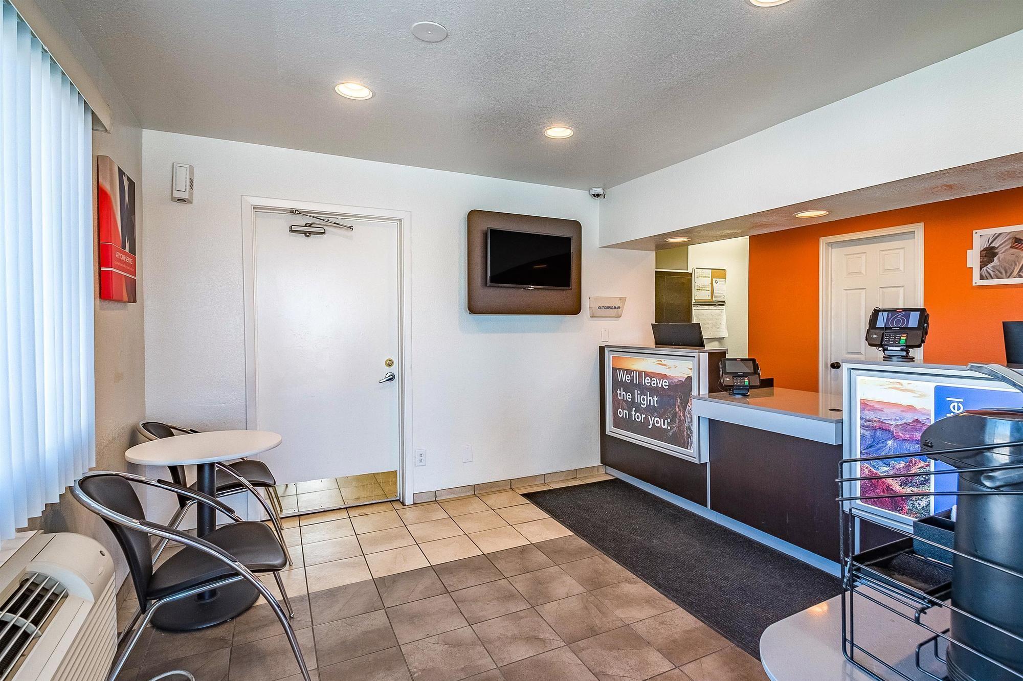 Park Inn by Radisson Salt Lake City Airport - photo 24