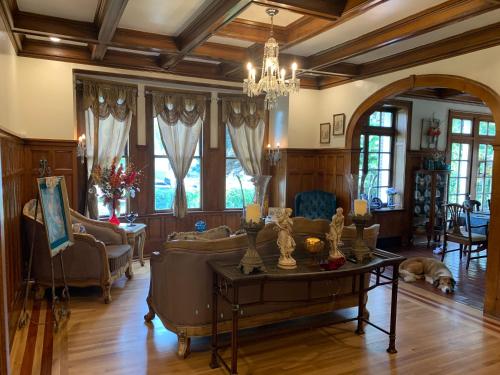 The Abriendo Inn - photo 12