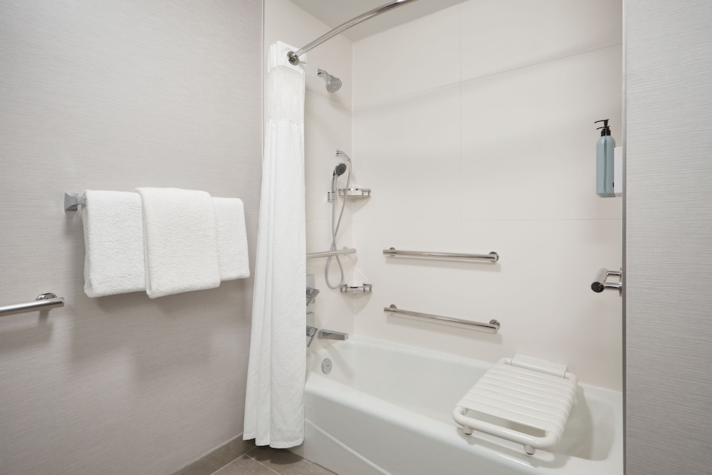 Courtyard by Marriott Kansas City Overland Park Metcalf - photo 18