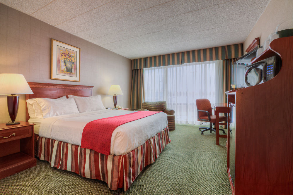 Wyndham Garden Southgate - photo 11