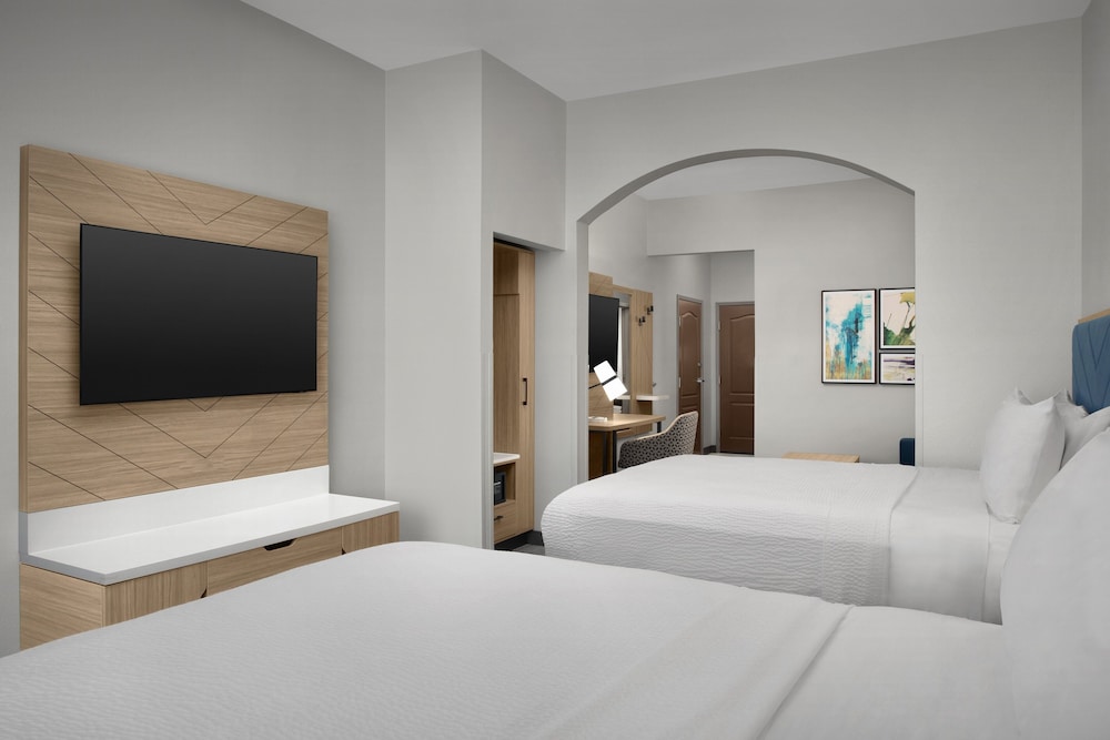 Holiday Inn Express Hotel & Suites DFW West Hurst by IHG - photo 24