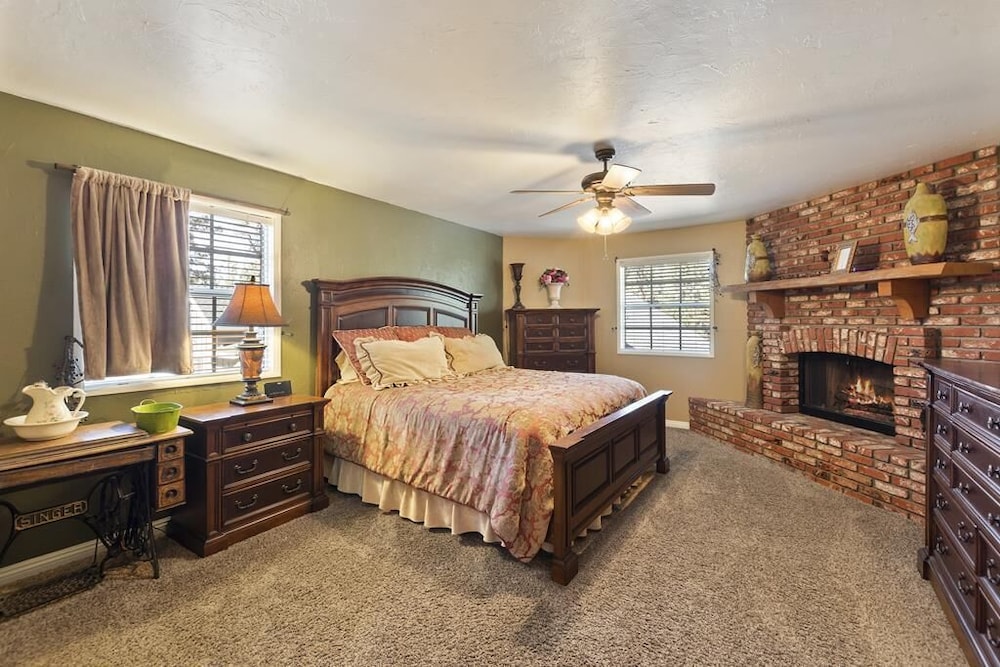 011 Fox Manor - photo 11