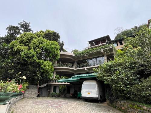 Sanatha Suwaya — Kandy — photo 4