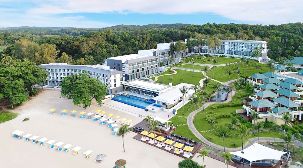 Cassia Bintan part of Banyan Group — 4-Star Luxury Hotel in Bintan, Indonesia