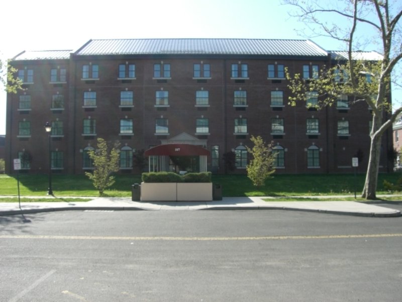 Holiday Inn Express Ft Hamilton