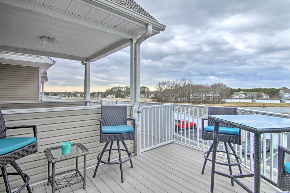 Ocean View Resort Condo w Pool Access & Bay Views - photo 25