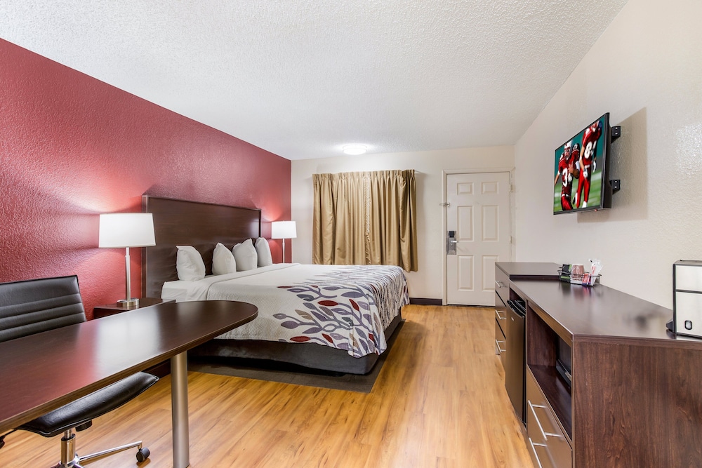 Red Roof Inn Albuquerque Midtown - photo 15