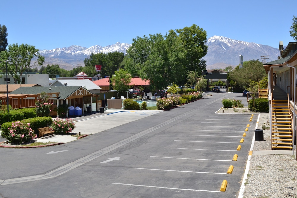 Vagabond Inn Bishop - photo 30