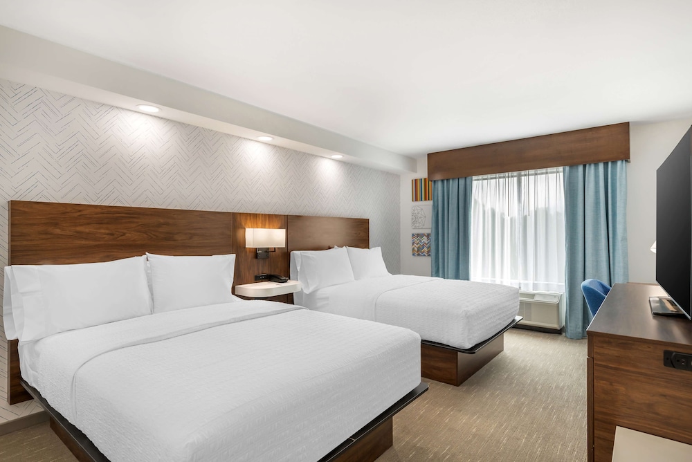 Hampton Inn Petersburg Fort Lee - photo 12