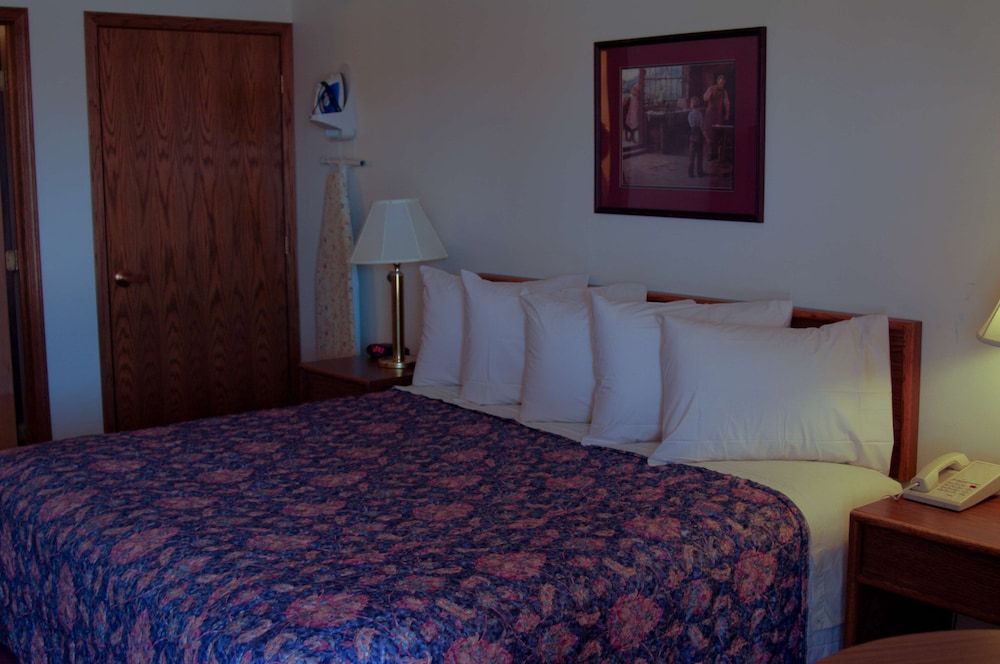 Rainbow Motel Hastings - photo 18