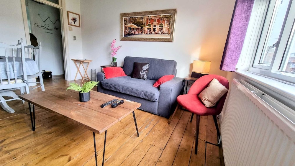 Stunning Central Richmond with garden — 4-Star Luxury Hotel in Richmond, United Kingdom