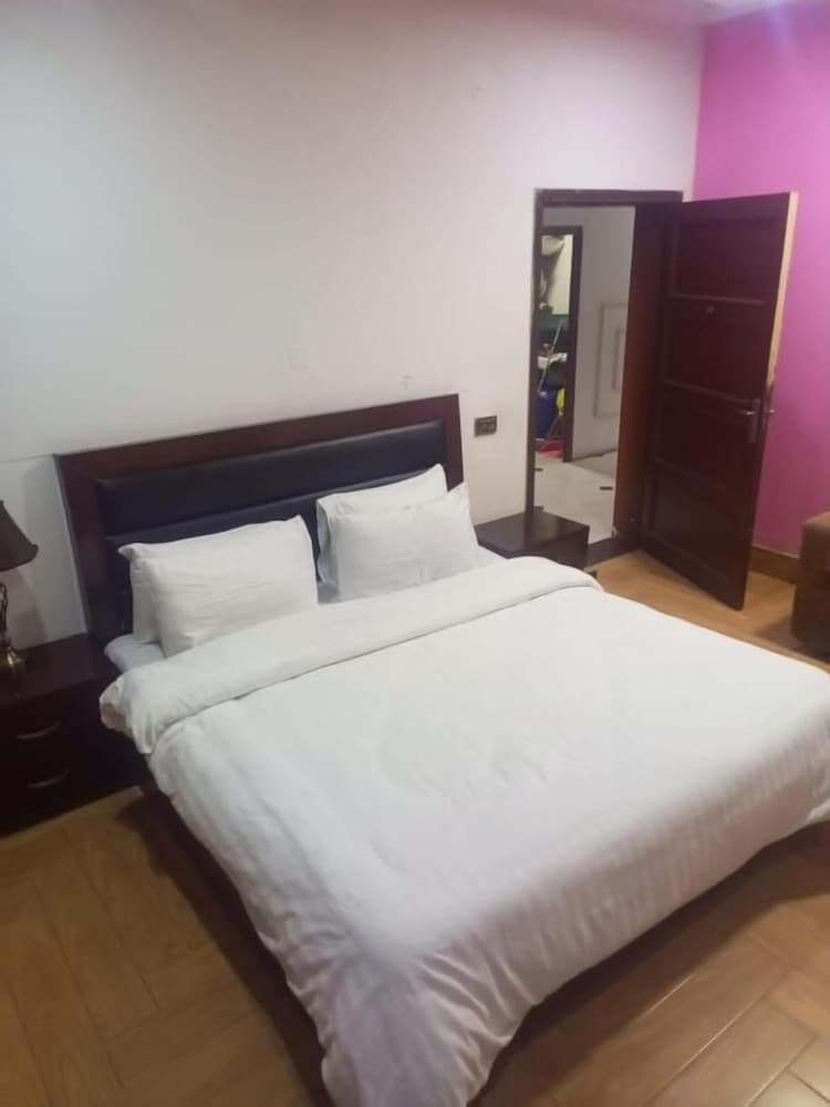 Bhurhan Center Hotel in Faisalabad, Pakistan