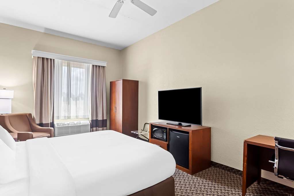 Comfort Inn & Suites Grenada - photo 13