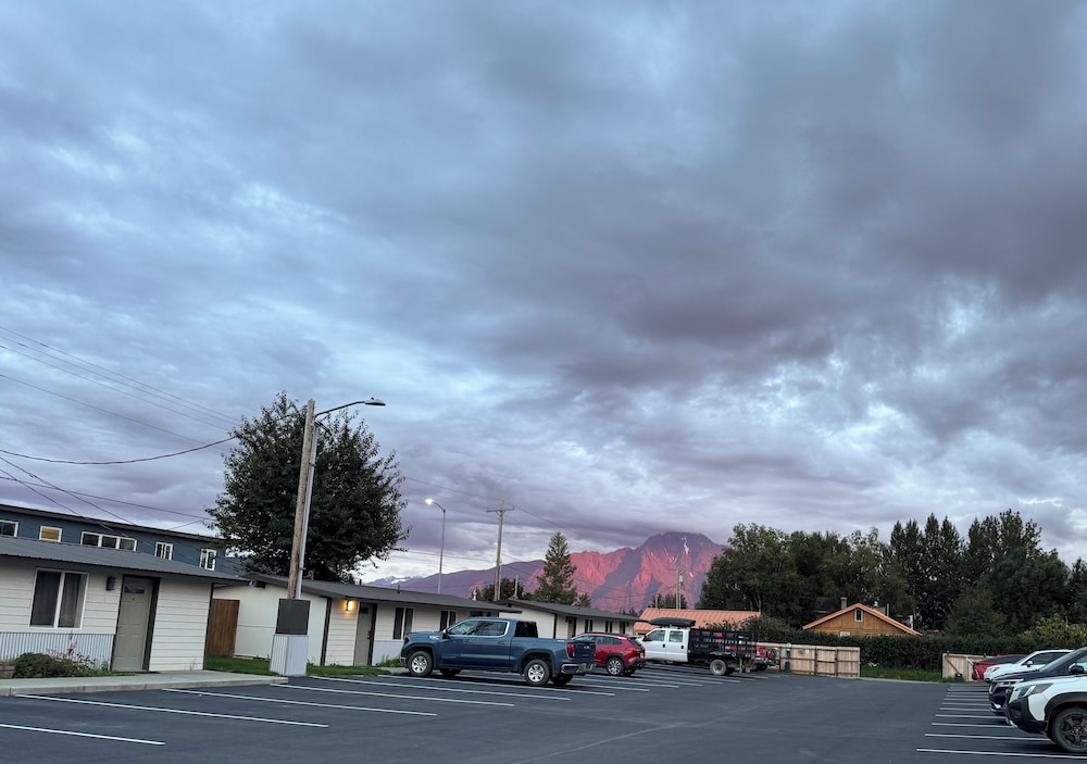 The Pioneer Motel - photo 28