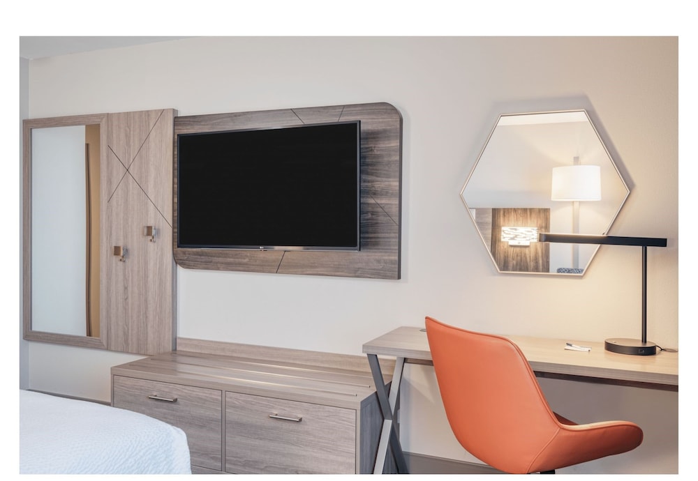 Holiday Inn Express Federal Way Seattle South by IHG - photo 10