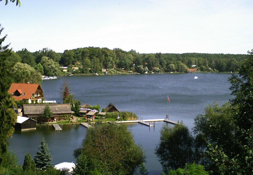 Zechliner Hof — hotel in Rheinsberg