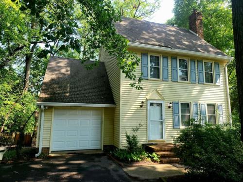 4 Bedroom House Close to Beach — 4-Star Luxury Hotel in Salisbury, United States
