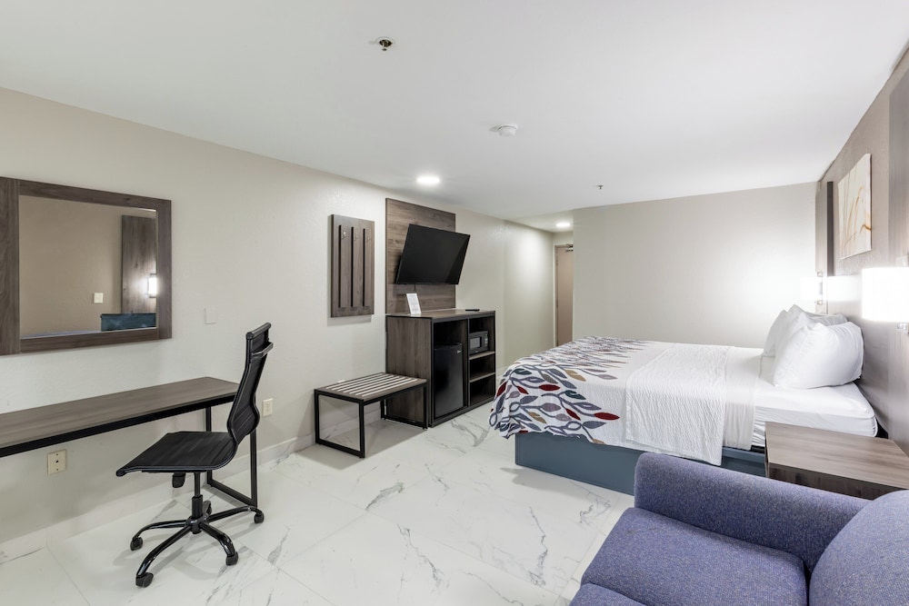 Red Roof Inn Pharr McAllen - photo 5