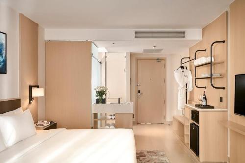 Arena Bãi Dài Cam Ranh Khánh Hoà — 4-Star Luxury Hotel in Cam Ranh, Vietnam