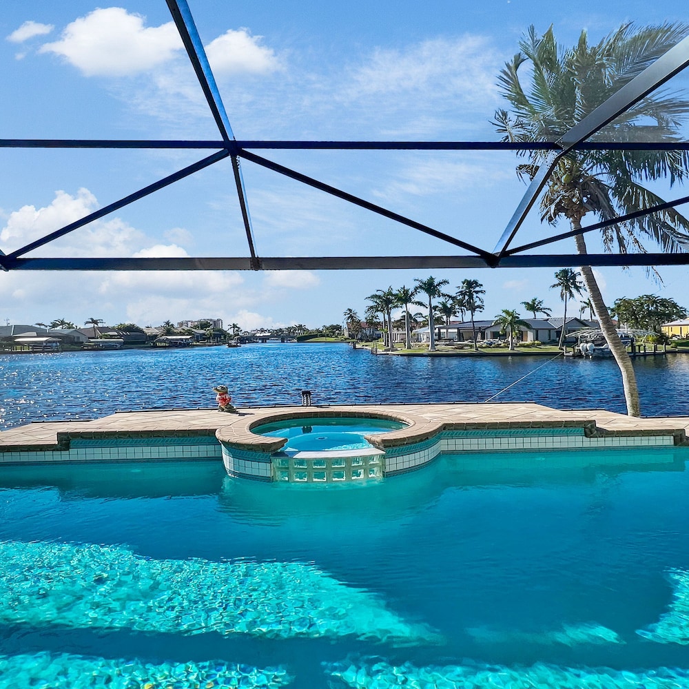 Rosegarden Poolspa And Perfect Water View - photo 12
