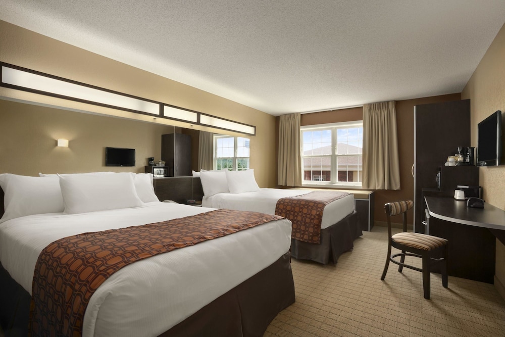 Microtel Inn By Wyndham Mineral Wells Parkersburg - photo 6