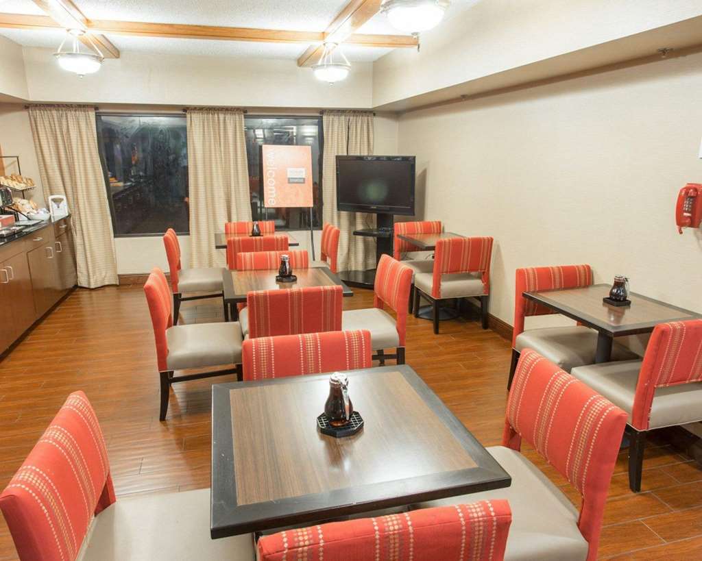 Comfort Inn Hammond - photo 35