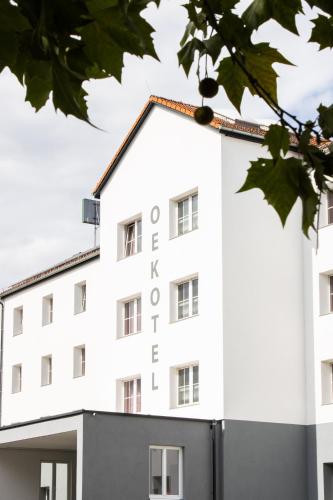 Oekotel Traiskirchen — hotel in Traiskirchen