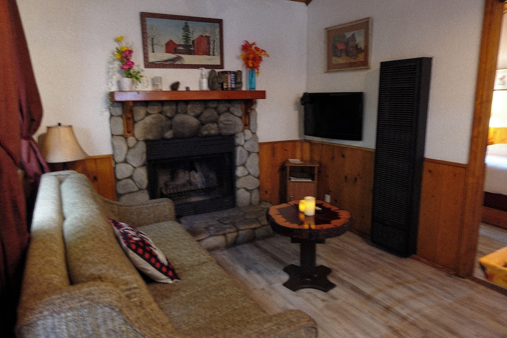Sleepy Hollow Cabins and Hotel - photo 70