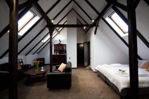 Apartamenty Lokalna — 4-Star Luxury Hotel in Jelenia Gora, Poland
