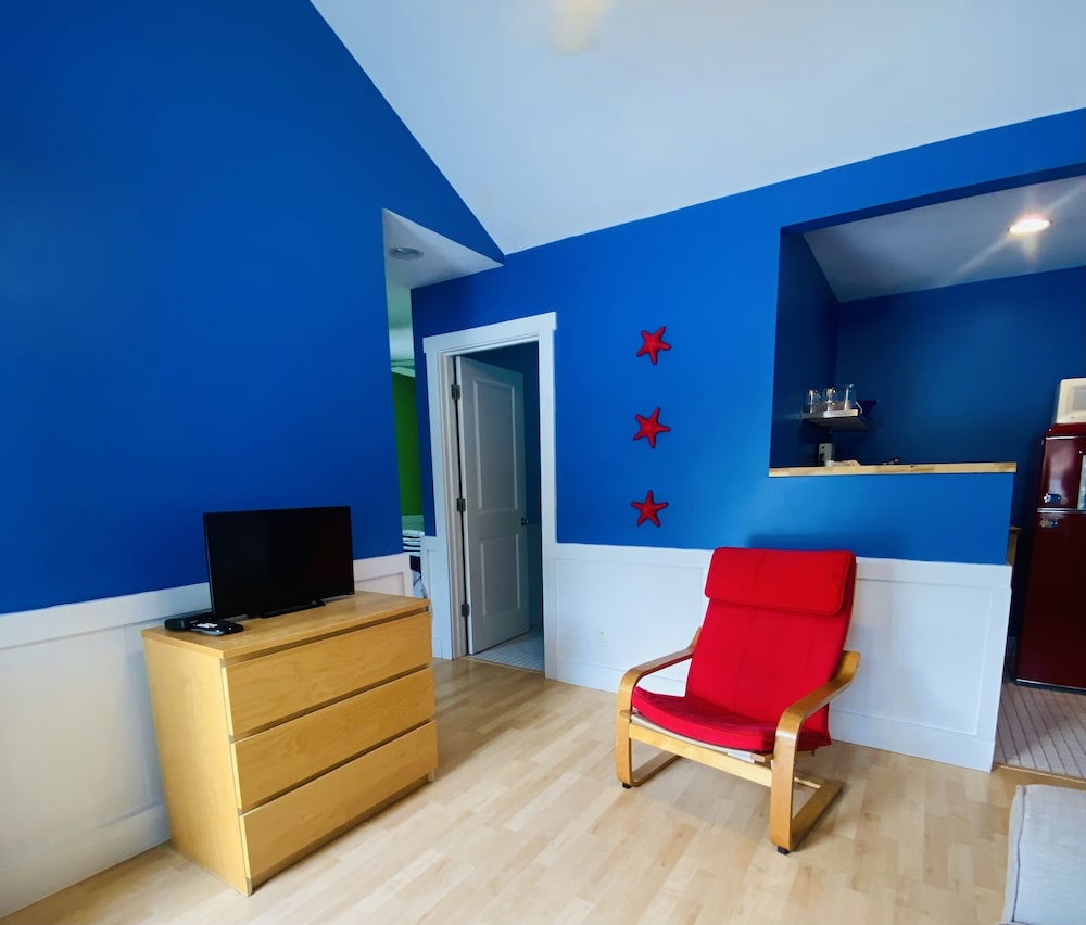 Blue Door Cottages - photo 56