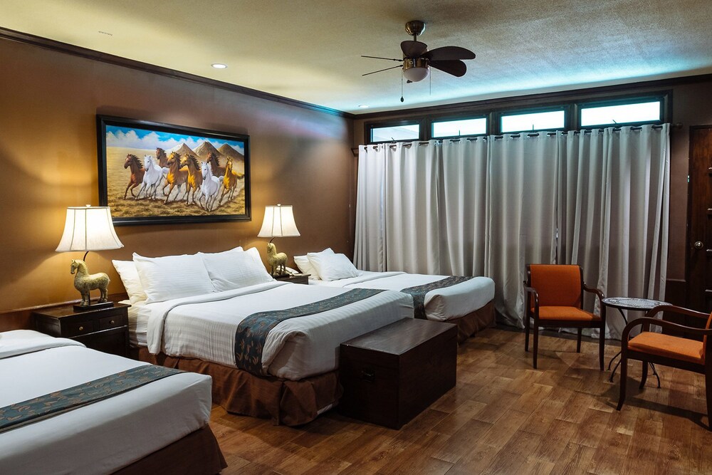 Dahilayan Forest Park Resort - carbon neutral hotel in Libona