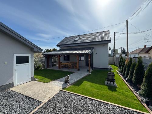Víkendový dom Hlboká in Dunajska Streda, Slovakia