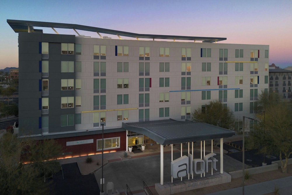 Aloft Phoenix Airport - photo 39