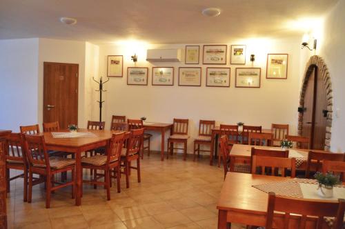 Ubytování nad sklípkem v Šatově — hotel in Satov