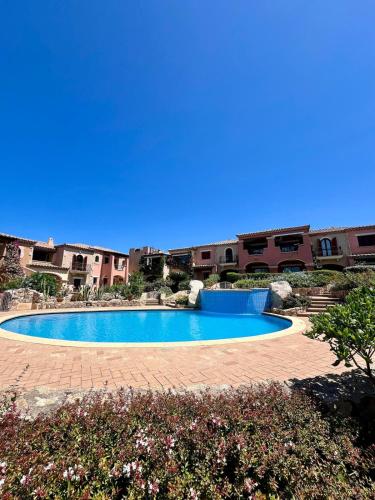 Bilocale tra terra e mare — 4-Star Luxury Hotel in Golfo Aranci, Italy